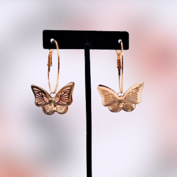 🆕MBM "Embossed Wings" Butterfly Charm Hoop Earrings - Picture 4 of 12